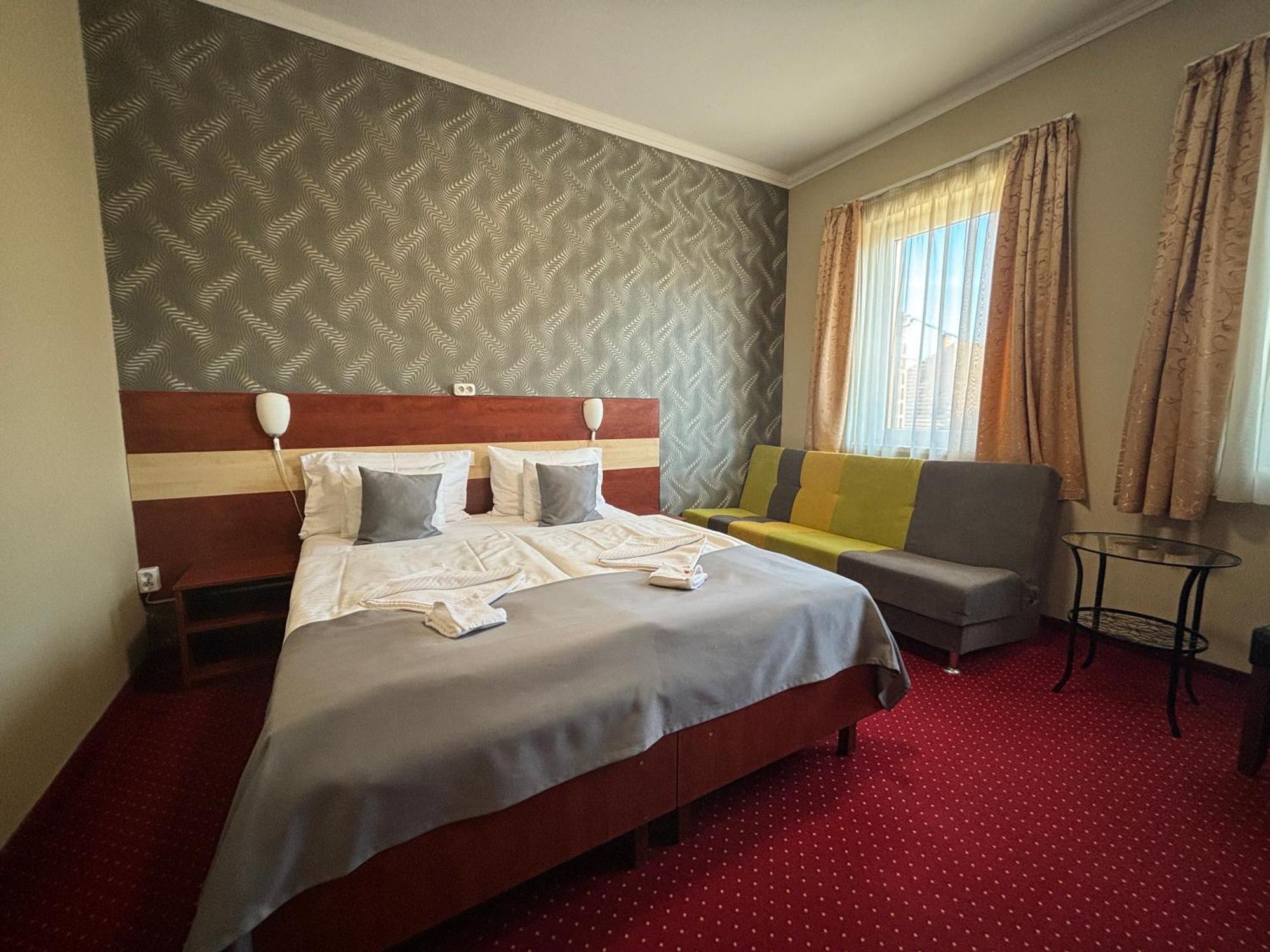 Libra Hotel 3*